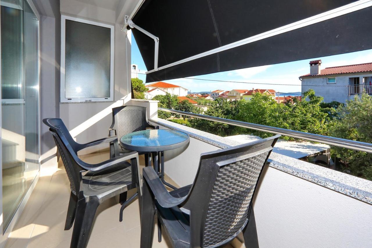 Apartments Neli Bibinje Exterior photo